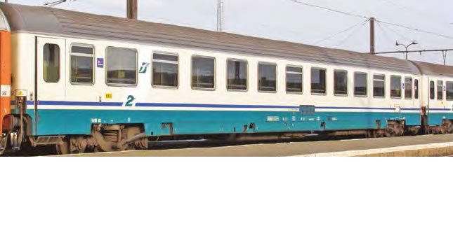 Set of 2 Passenger cars of Express train running between Belgium and Italy (Set 3)<br /><a href='images/pictures/ACME/55105_900.jpg' target='_blank'>Full size image</a>